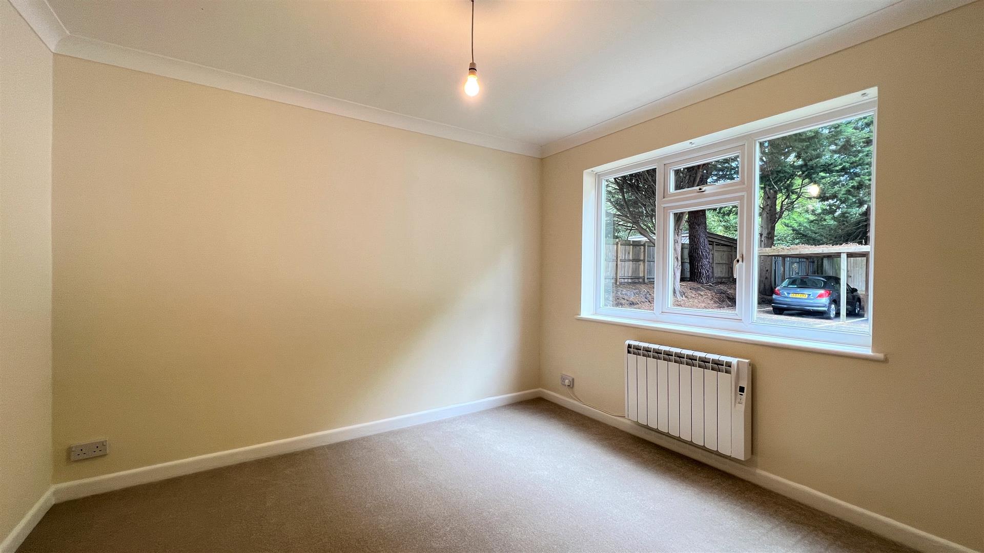 2 Bedroom Apartment Western Road, Canford Cliffs, Poole